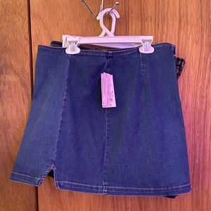 Brand new Wild fable denim skirt size 12